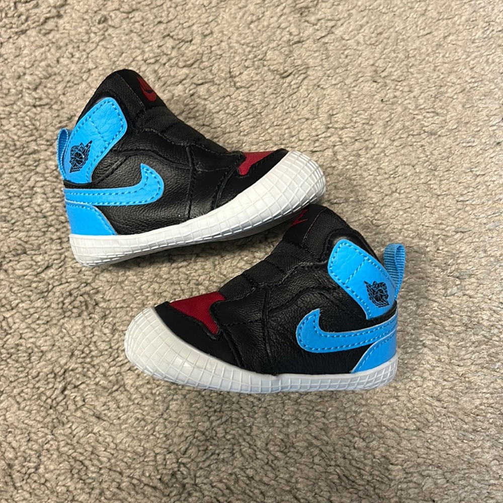 Baby Jordan Retro 1 “UNC to Chicago” - Size 2c